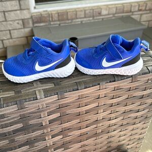 Nike Revolution Infant Shoe. Size 4C. Worn Once